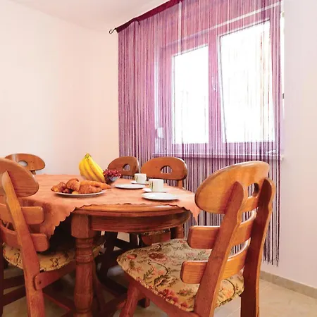 Apartament Cozy In With Outdoor Swimming Pool *