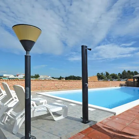 Lovely In With Swimming Pool