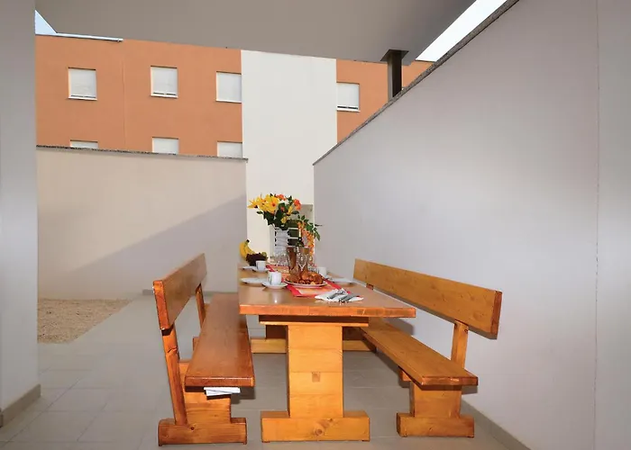 Cozy In With Outdoor Swimming Pool * Nin