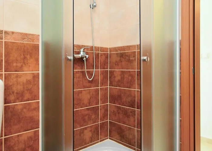 Cozy In With Outdoor Swimming Pool * Nin